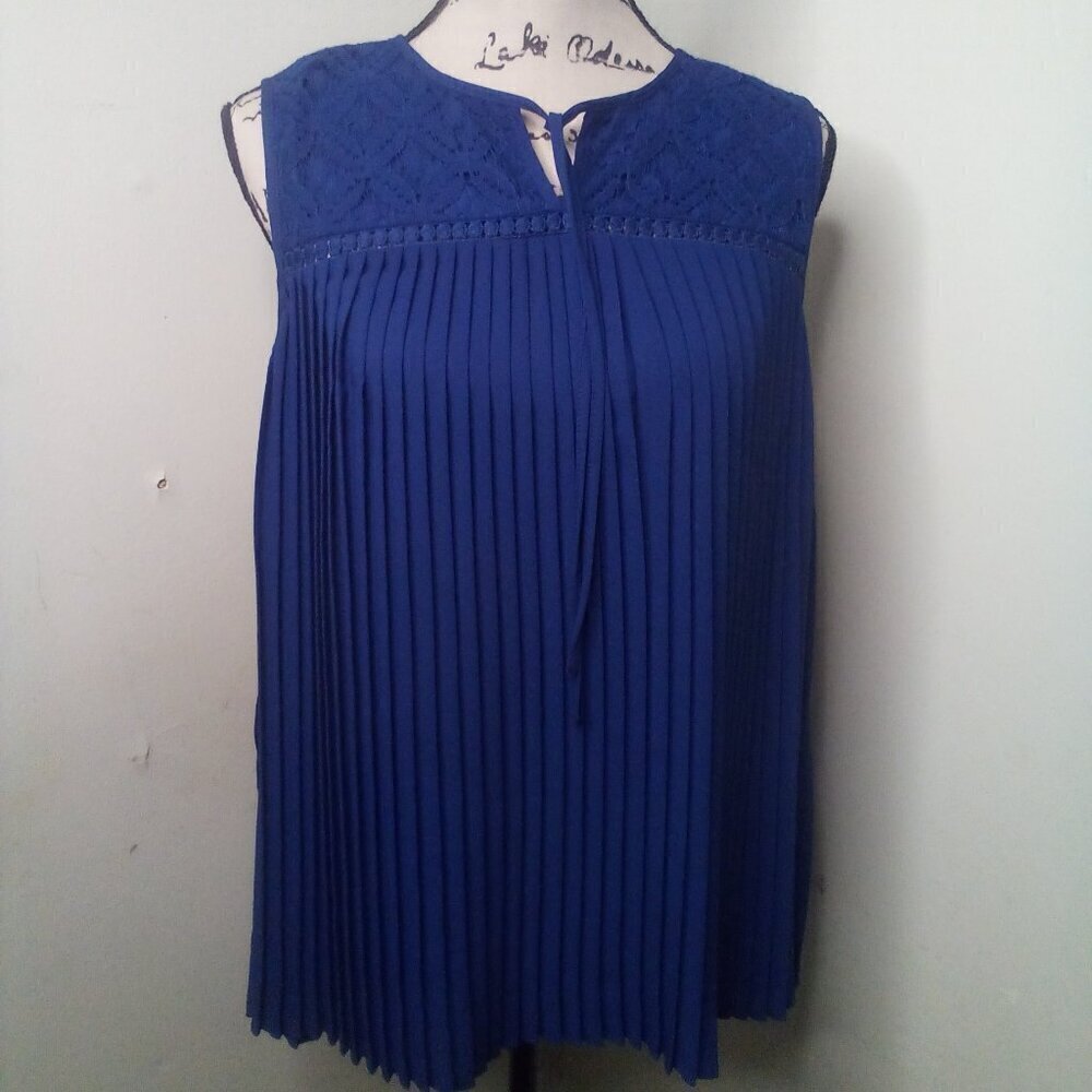 Zac & Rachel Blouse Shirt Women M Sleeveless Lace Crochet Flowing Blue